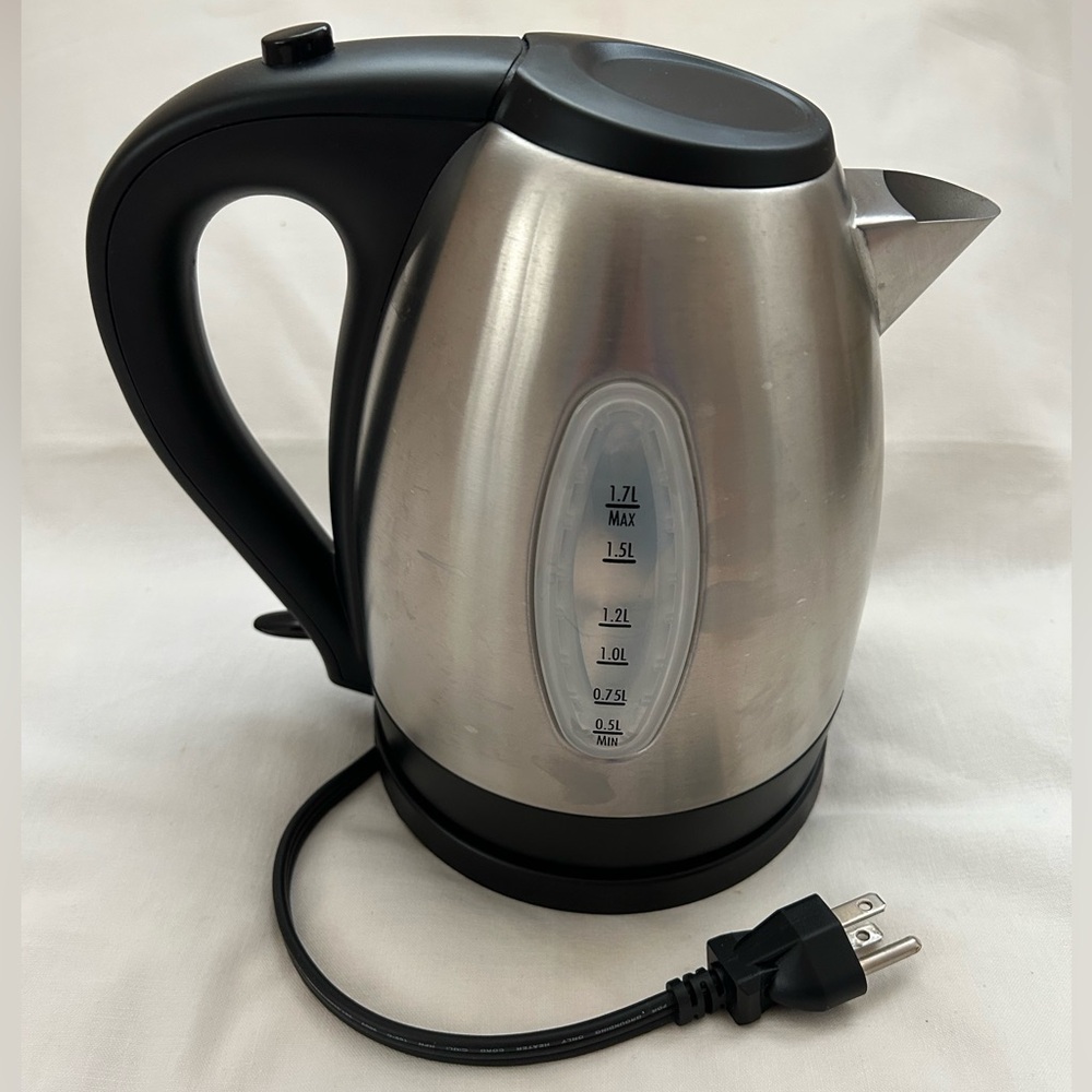 Hamilton Beach Electric Kettle